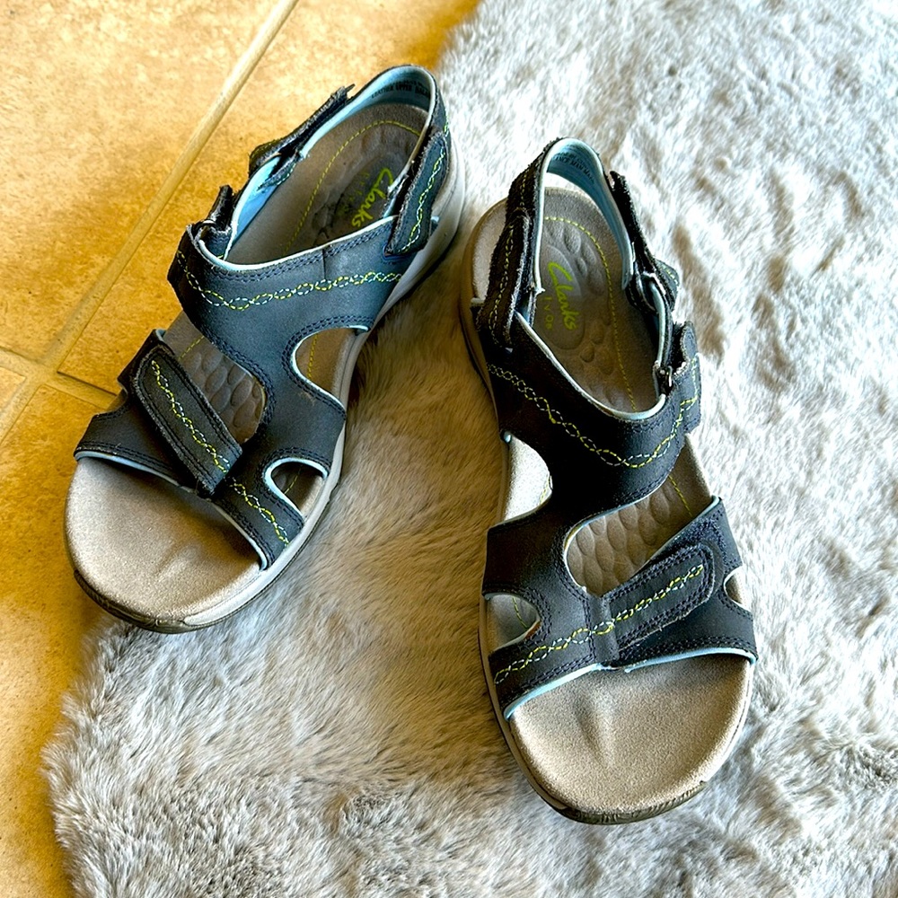 Clark’s Privo adjustable sports sandals size 6.5